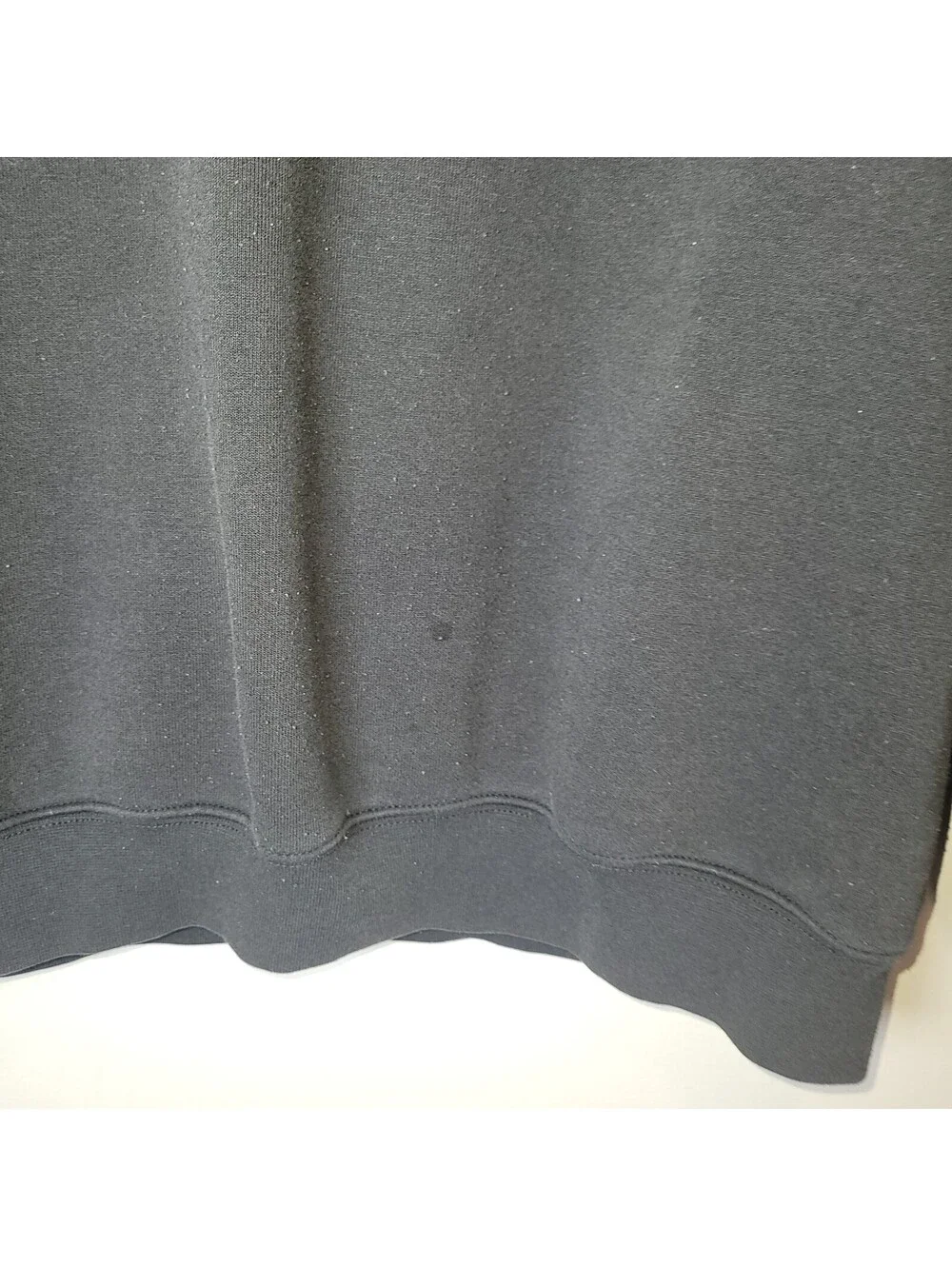 Carhartt Men's Black Pullover Hoodie Sweatshirt Original Fit Large L Logo Sleeve